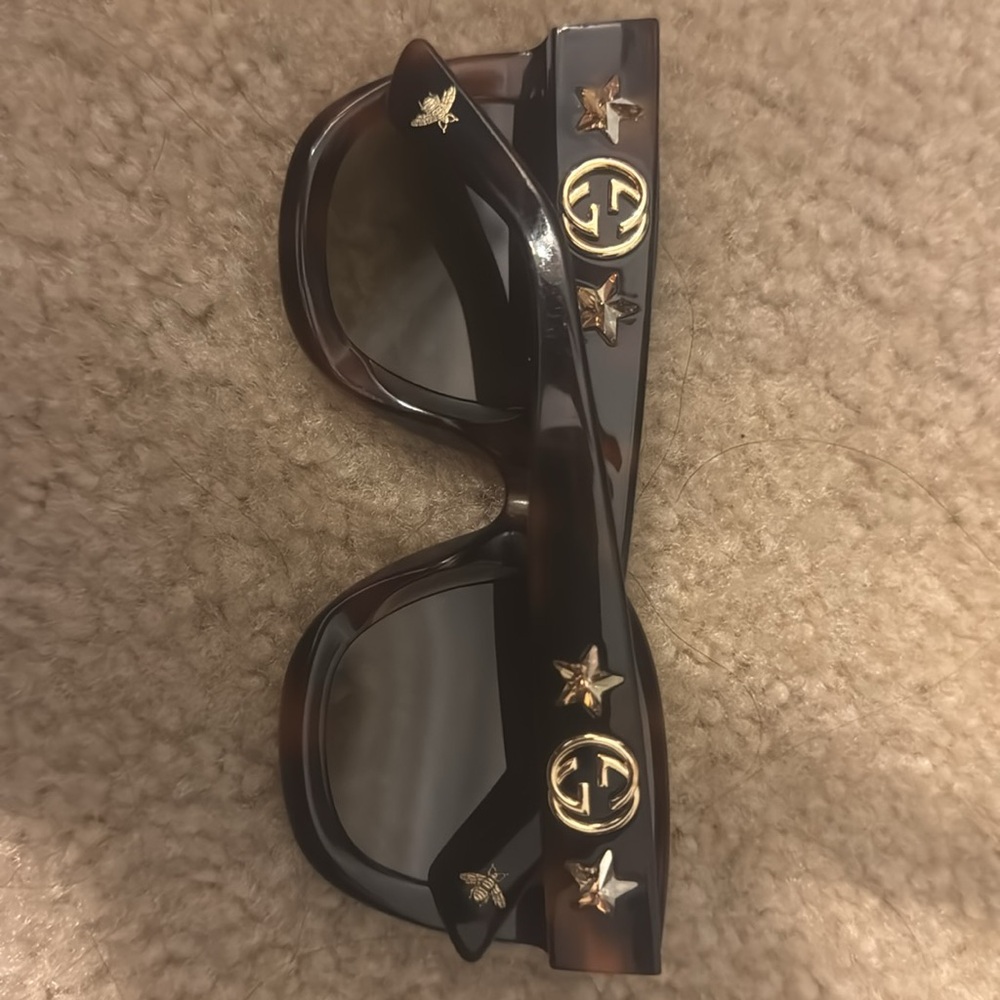 Gucci Oversized Tortoiseshell Sunglasses - Brown - Picture 3 of 4